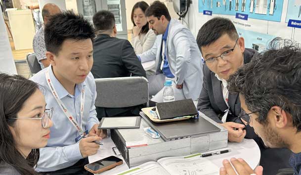 优越会闪耀2024欧洲智慧能源展丨聚焦创新技术，共筑全球碳中和未来(图11)